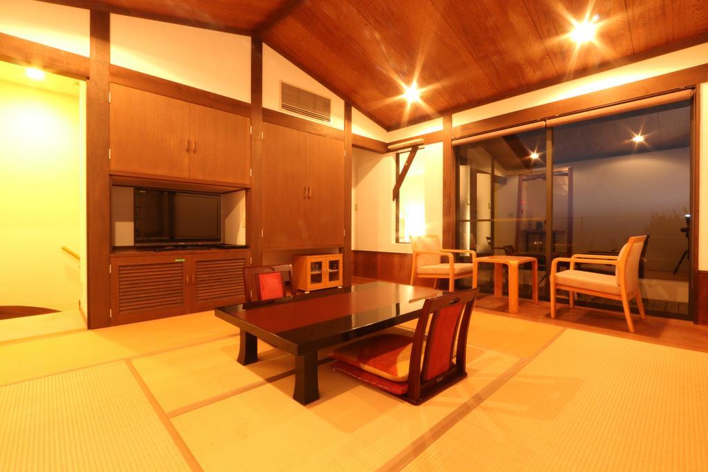 Ohbu Hotel Ito  Exterior foto